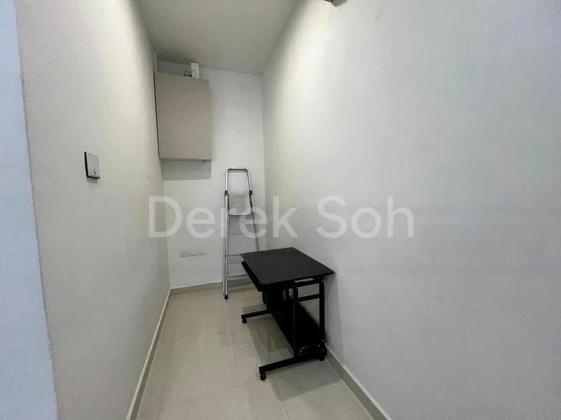 1 Bed Apartment (Condo) for Rent in  Suites 28 - Image 1